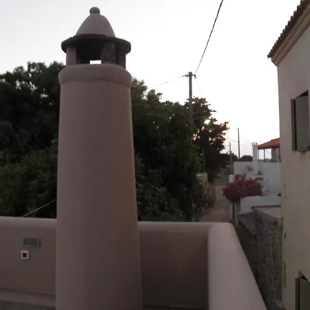 Kytherian Traditional بيت للعطل *
